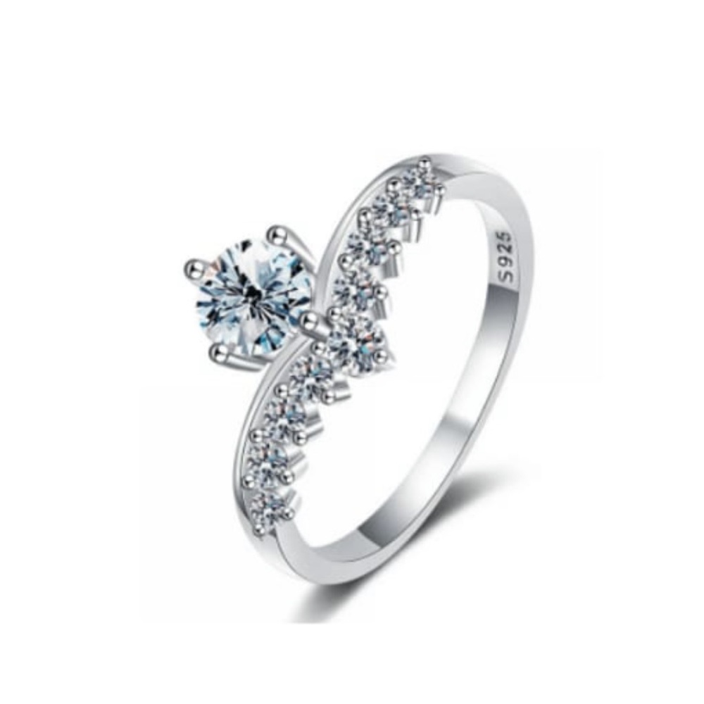 Beautiful Sterling Silver Moissanite Ring